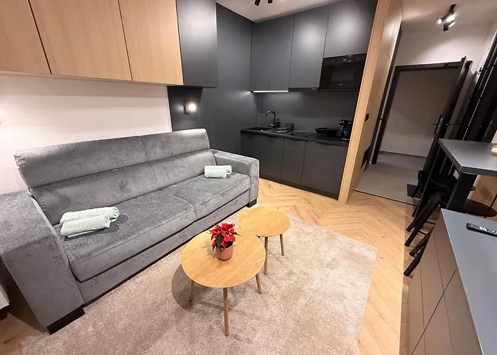 Adelia - Apartmanovy Dom Pinea - Mina * Nová Lesná
